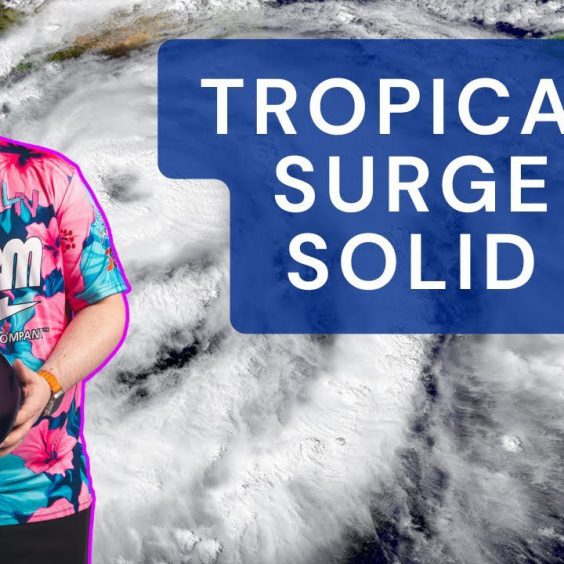 Zum ersten Mal schier ein Tropenloch gebohrt!  |  Storm Tropical Surge With 2000 Out The Truhe ist WILD!  – BowlersMart
